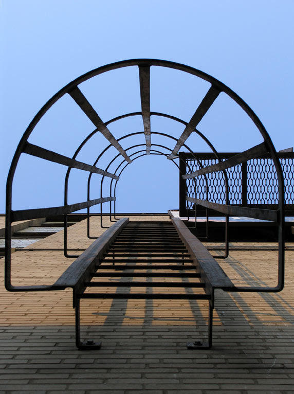 避難器具の基本を再確認 避難はしご５つのポイント